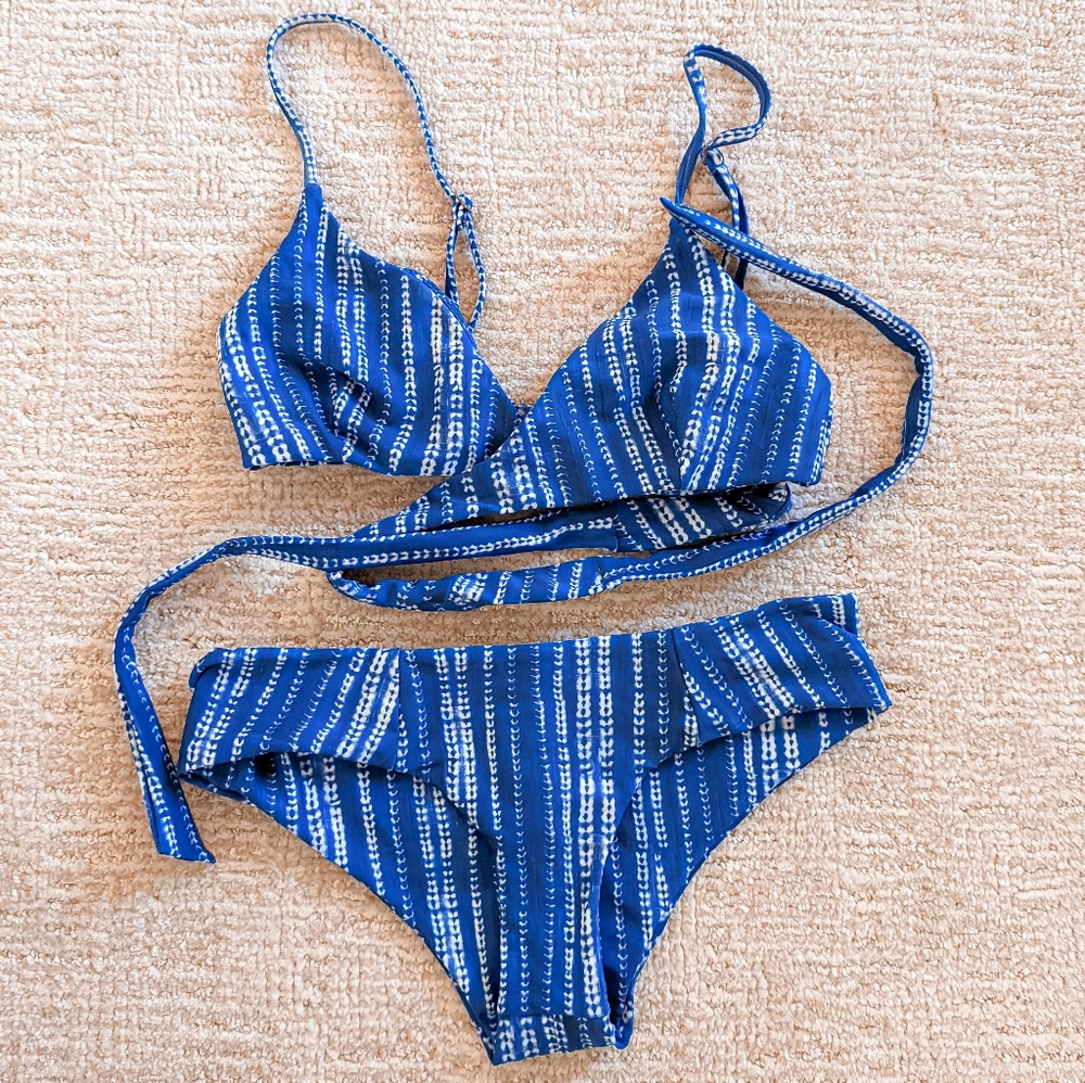 Show Me Your MuMu Blue Swimsuit Bikini Two Piece
